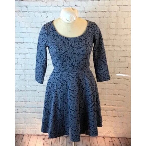 NWT Lauren Conrad Skater Dress Blue Knit Floral Print Full Skirt Medium - Picture 1 of 6